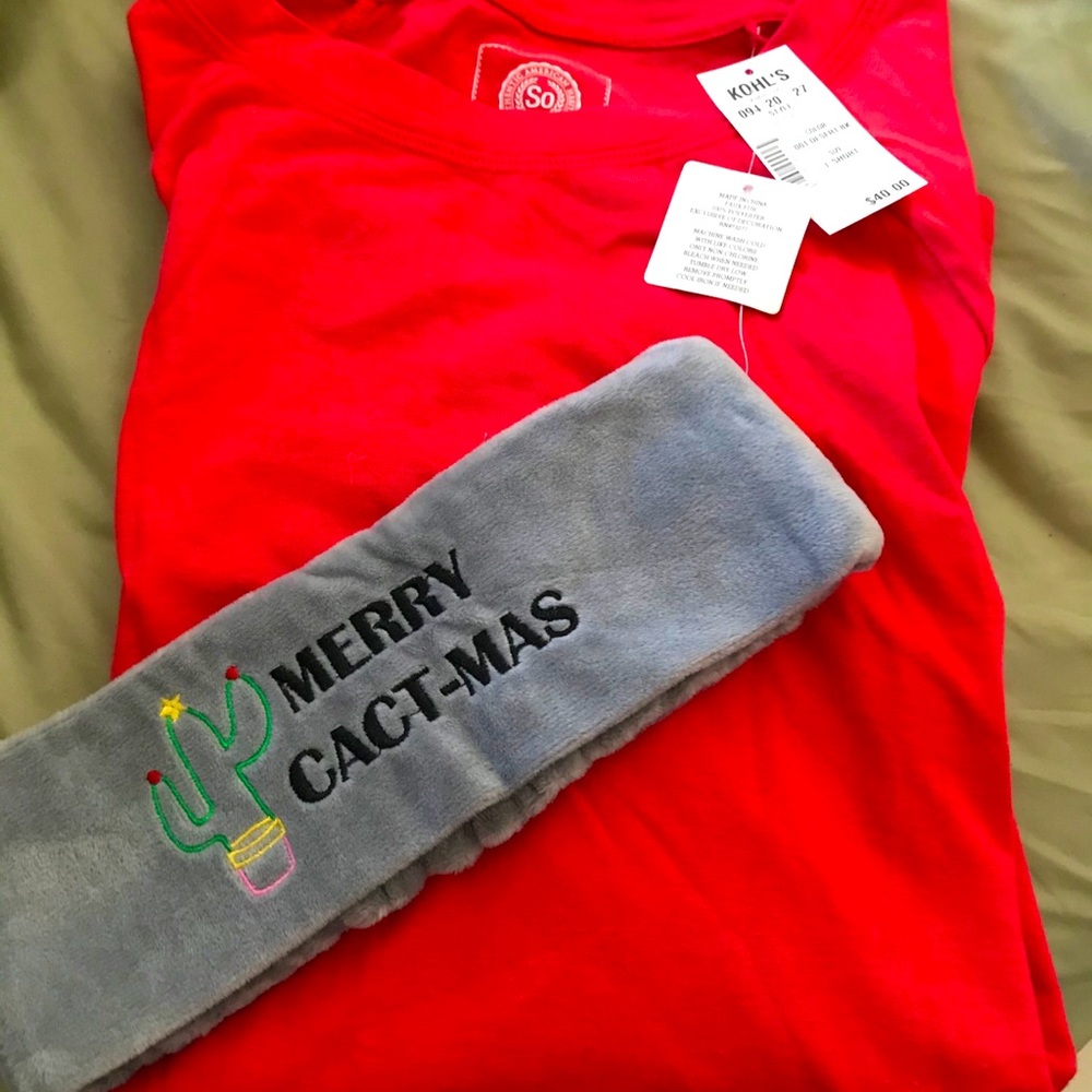 Brand new Red cotton long sleeve SO with head band